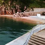 شقة Filip